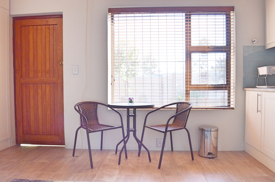 To Let 1 Bedroom Property for Rent in Rosendal Western Cape